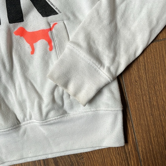 PINK Victoria’s Secret Logo Quarter-zip Pullover Sweater - White - Picture 9 of 9